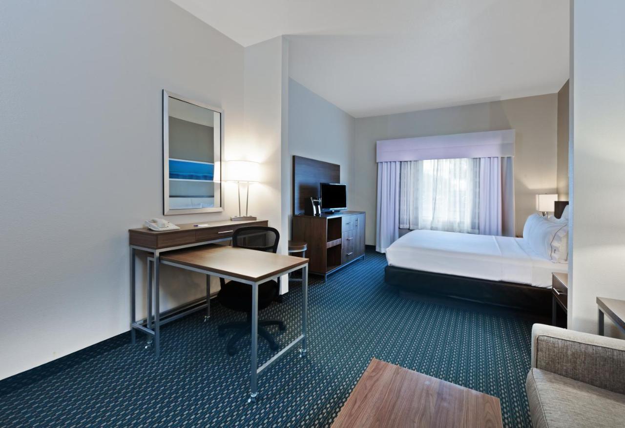 Holiday Inn Express & Suites - Pharr By Ihg Номер фото