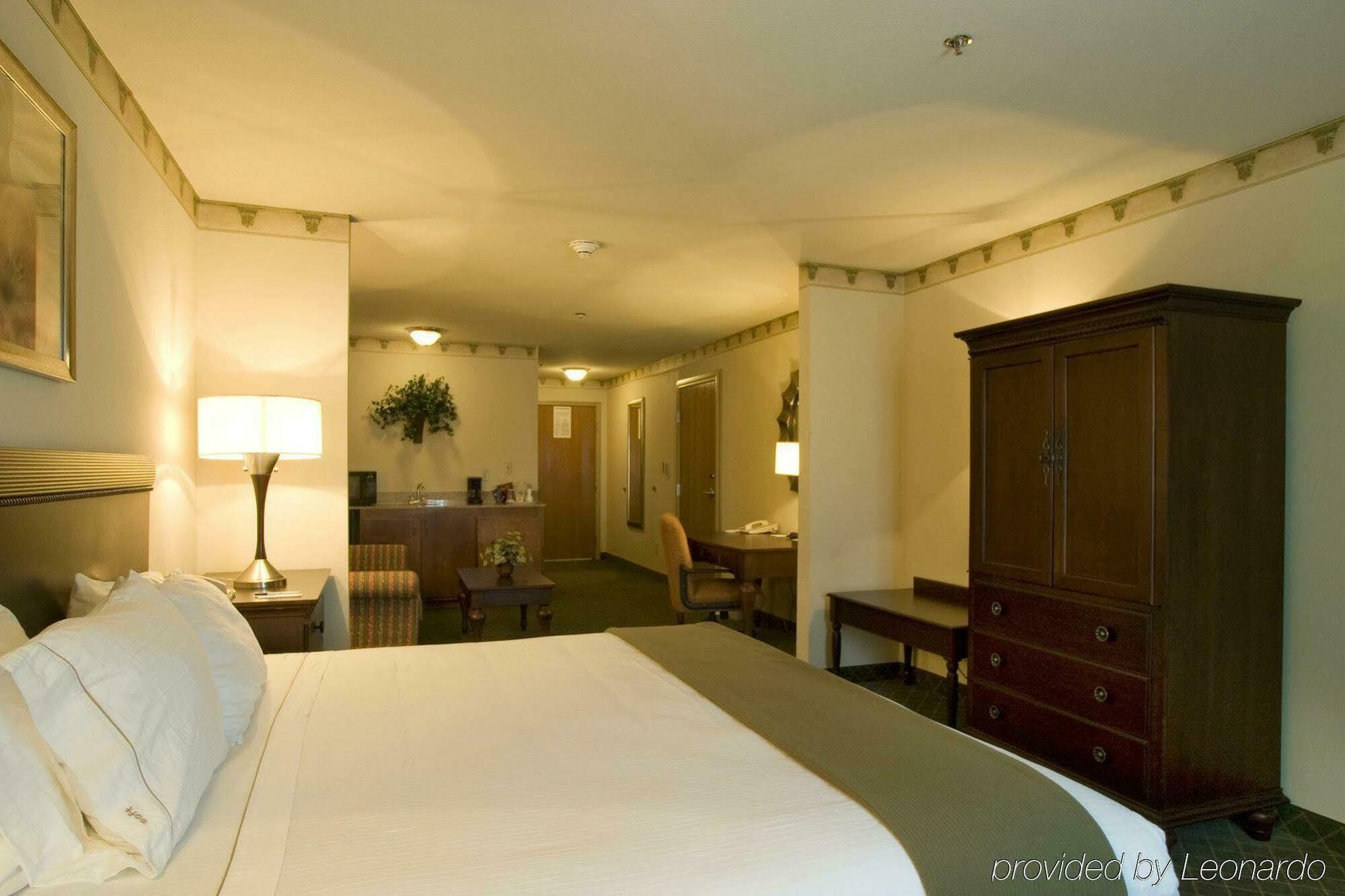Holiday Inn Express & Suites - Pharr By Ihg Экстерьер фото