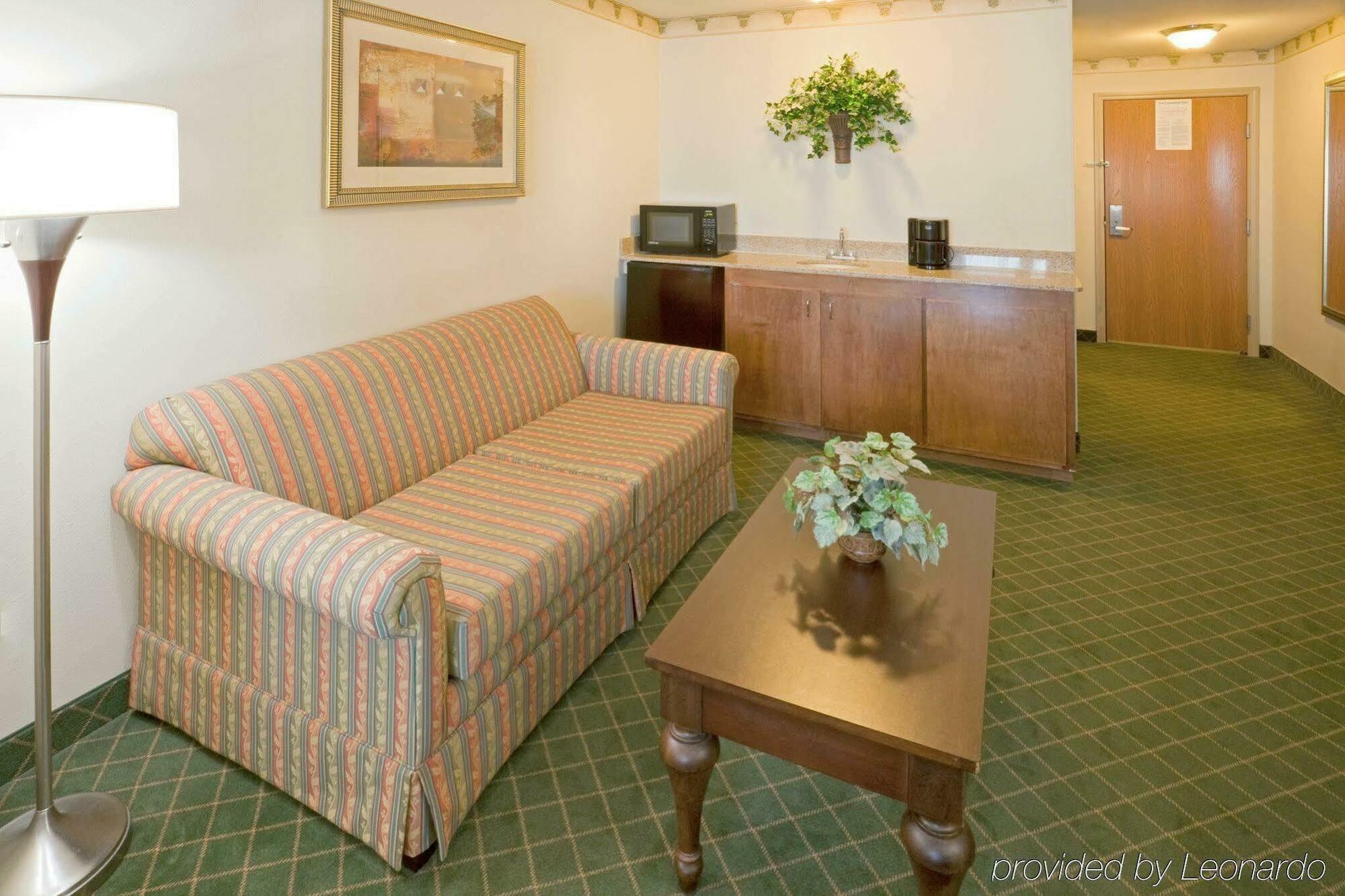 Holiday Inn Express & Suites - Pharr By Ihg Экстерьер фото